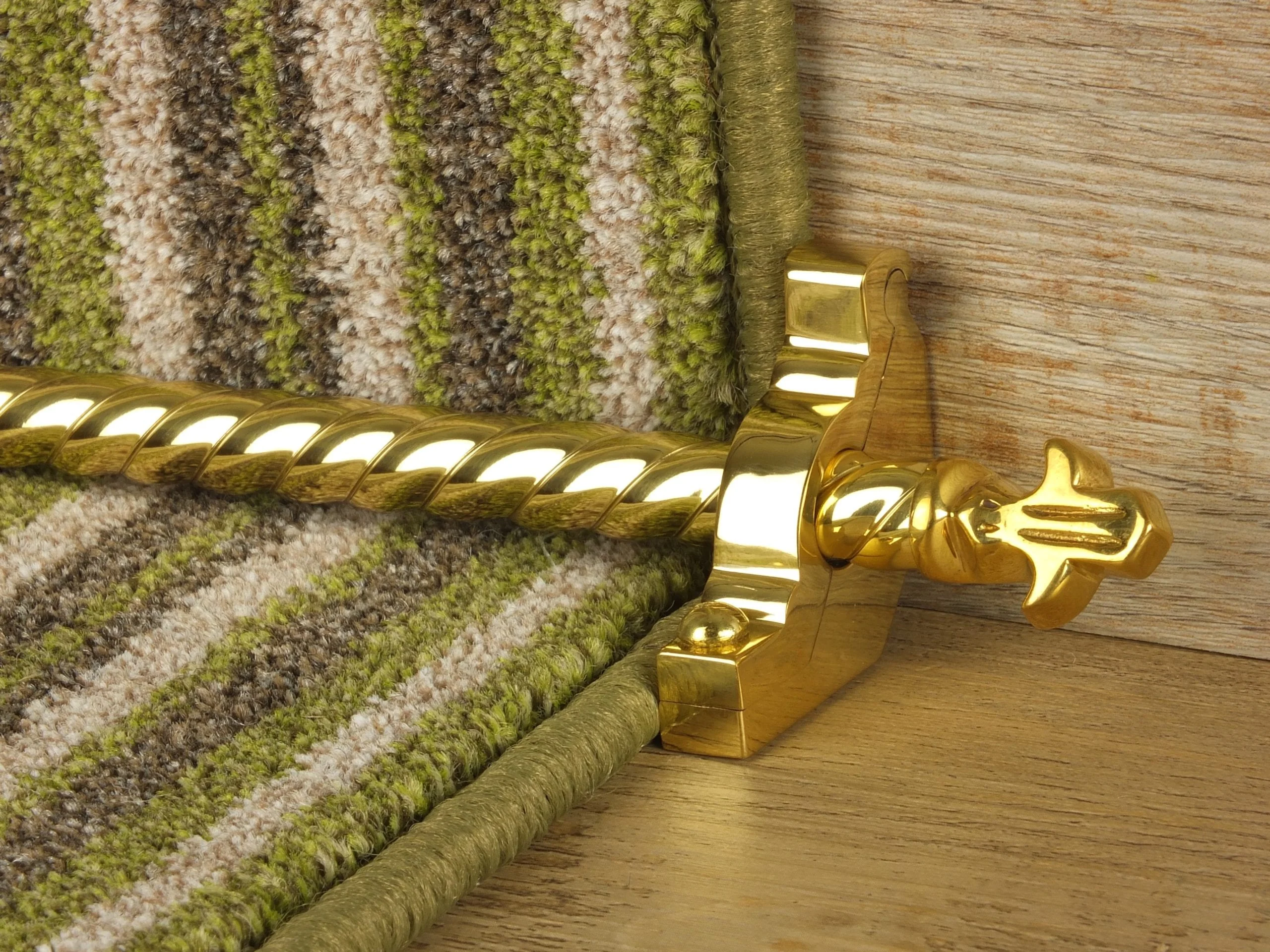 Bordeaux - Polished Brass - Image 3