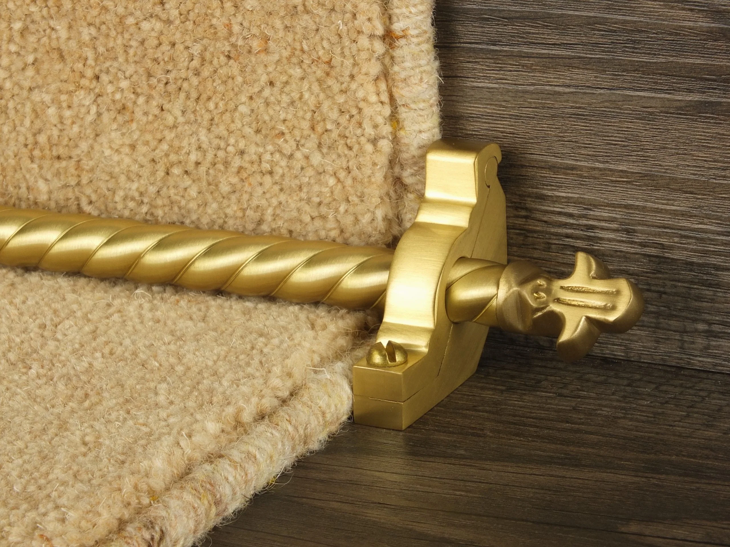 Bordeaux - Satin Brass - Image 3
