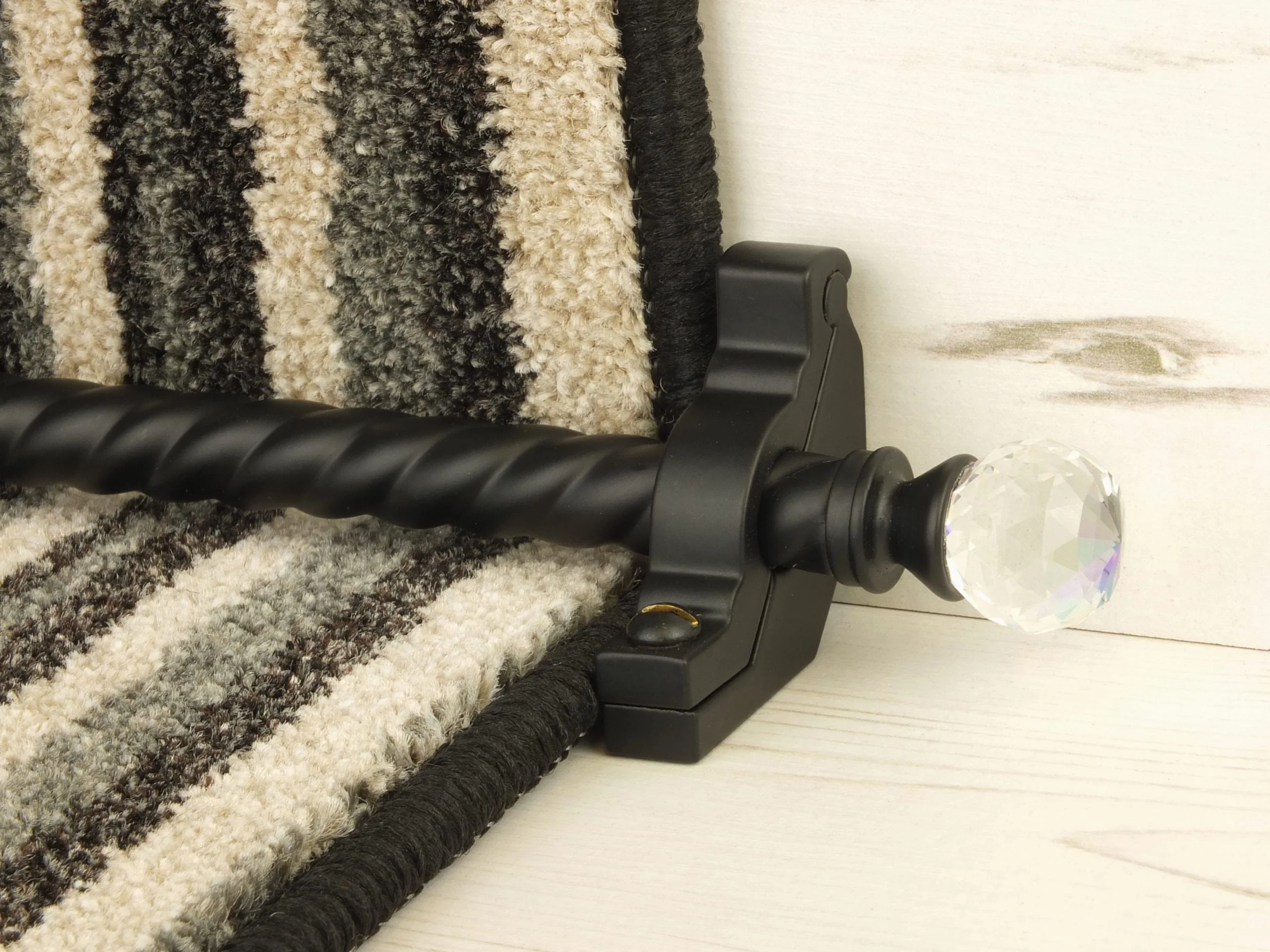 Crystal Rainbow - Black - Image 3