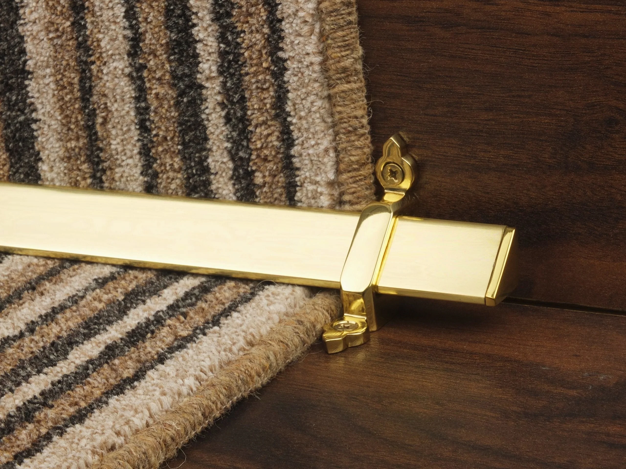 Vue - Polished Brass